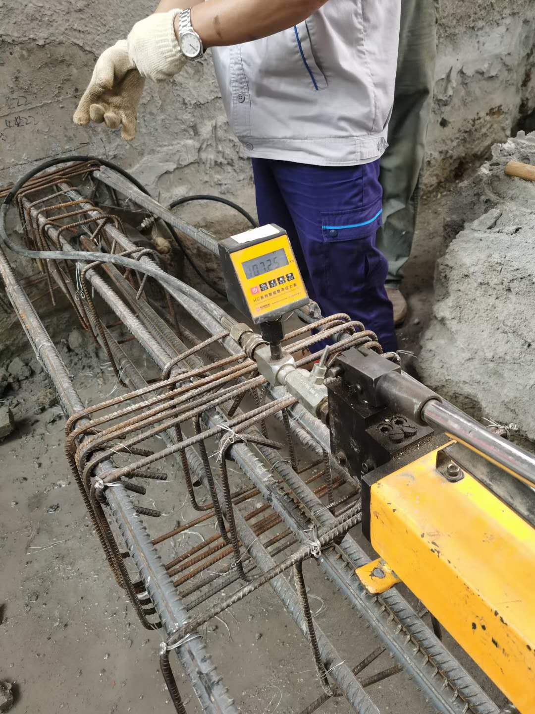 新疆植筋加固公司按照施工规范完成施工